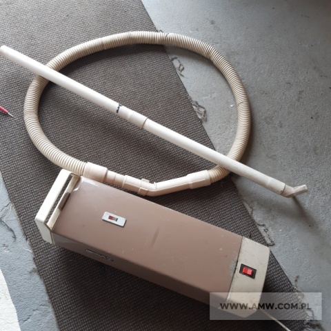 Sprzęt elektroniczny – pakiet zawierający 40 poz. asort. (wg oddzielnego wykazu), w tym: klimatyzatory, niszczarki, radiomagnetofon, odkurzacz 